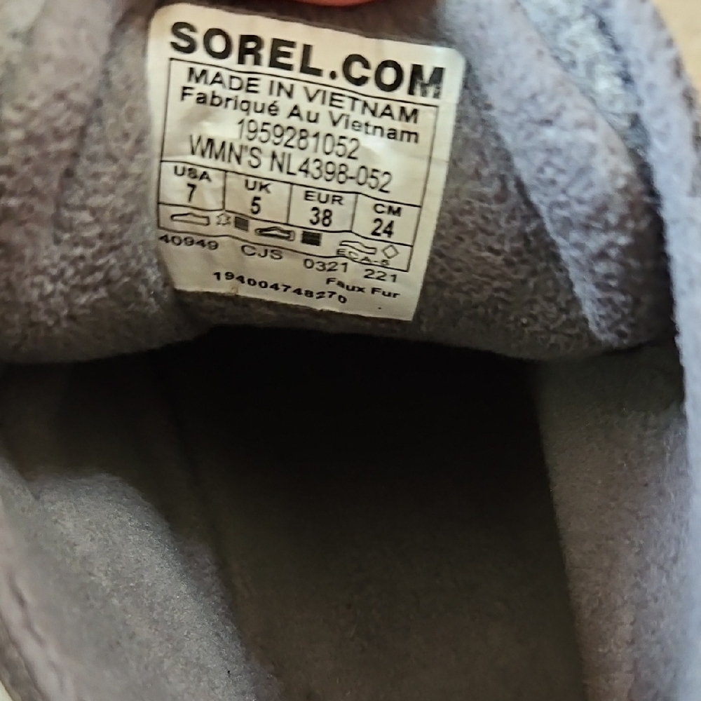 Sorel Womens Weatherproof Gray Sneakers - Picture 8 of 9